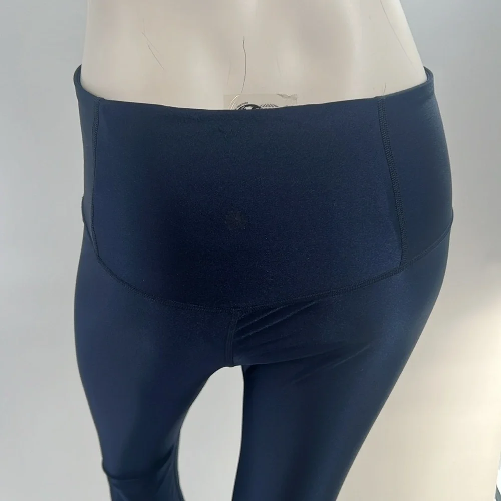 Athleta shimmer tights. Size M - Picture 5 of 7